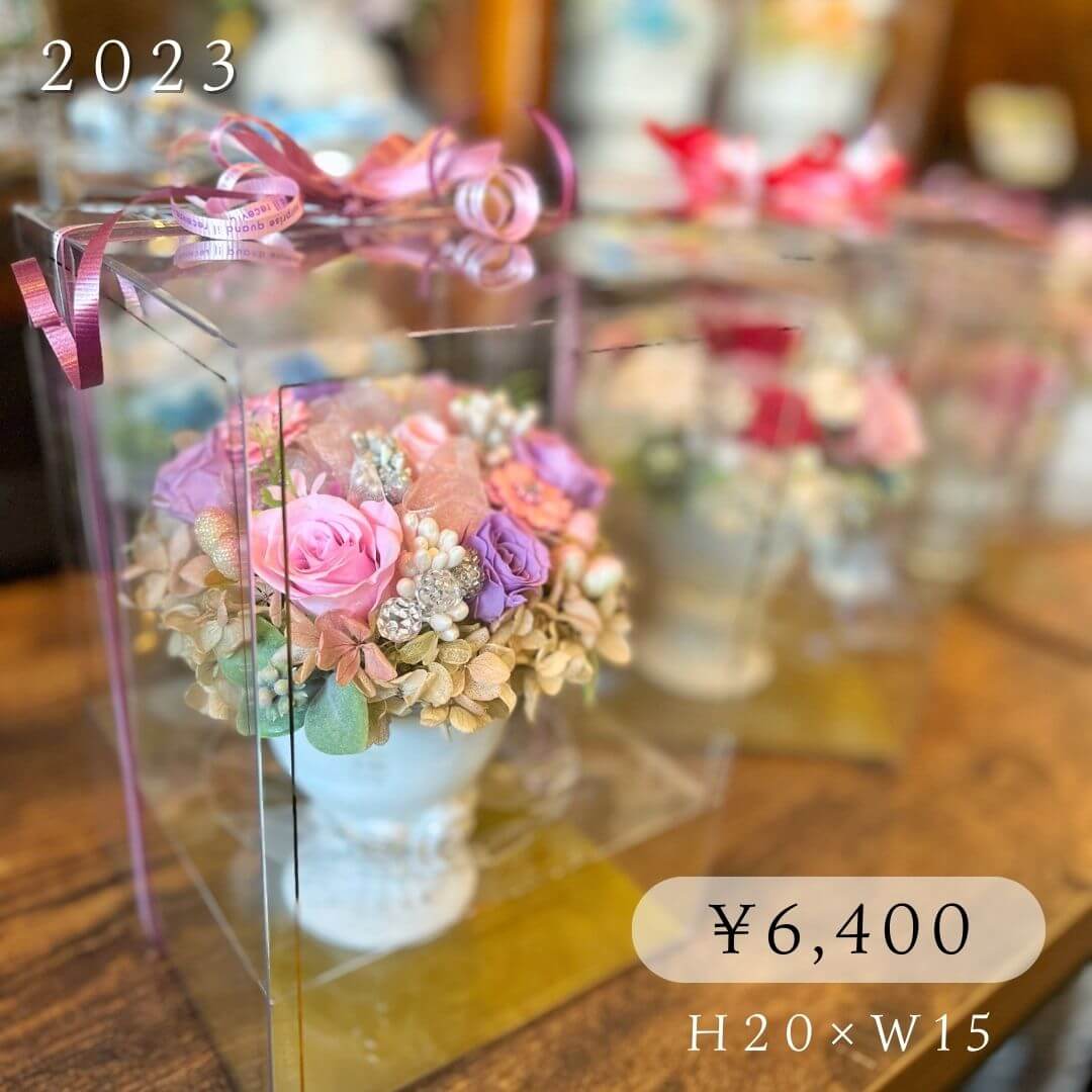 プリザーブドフラワー6400円